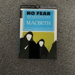 New/ no markings inside Sparknotes for Macbeth